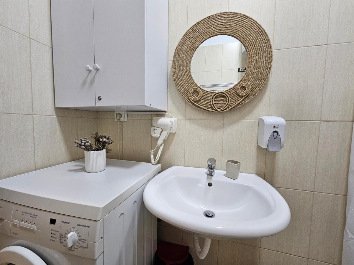 Vibe Studio Apartment Tirana Exterior photo